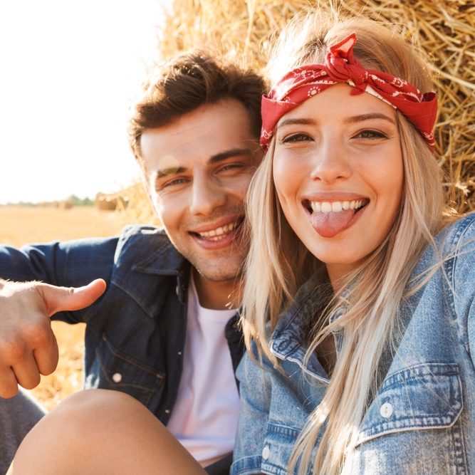 8 Secrets to Being the Girl He’ll Brag About